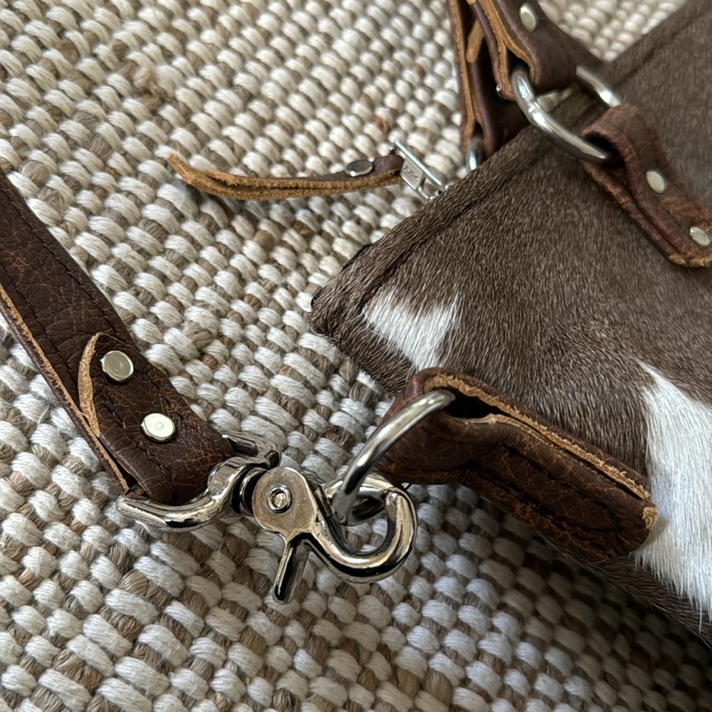Wild Goose Cowhide Tote - Picture 6 of 10